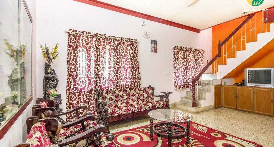 2-BR family retreat near Raja's Seat, Madikeri 1