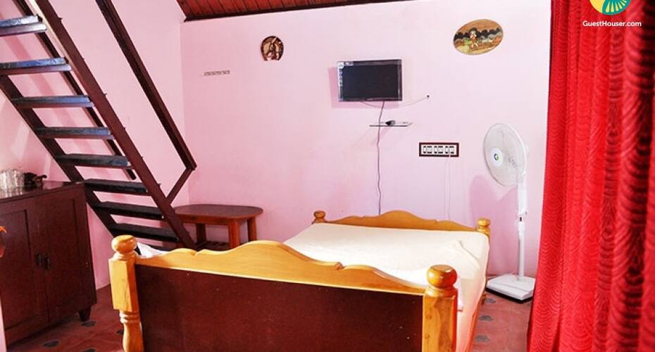 2-bedded Cottage Room For 4, Yercaud 3