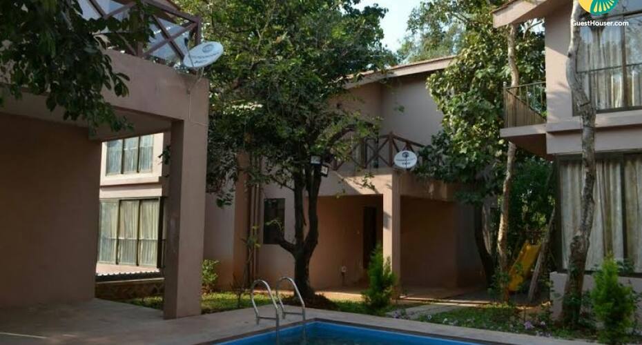 4-br Bungalow For 12, Khandala 2