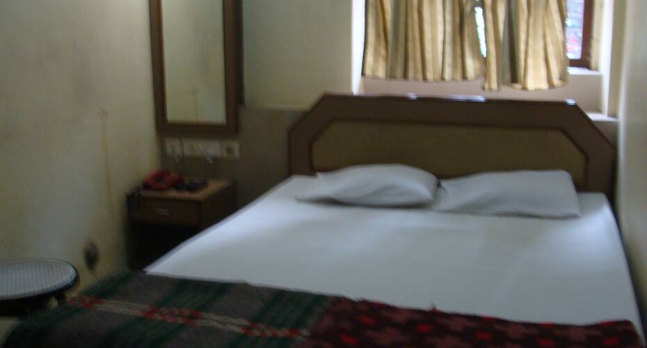 Shree Guru Lodge, Kolkata 3