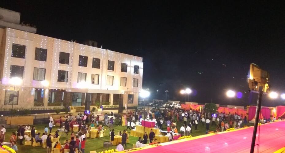 Love Kush Hotel, Kishangarh 3