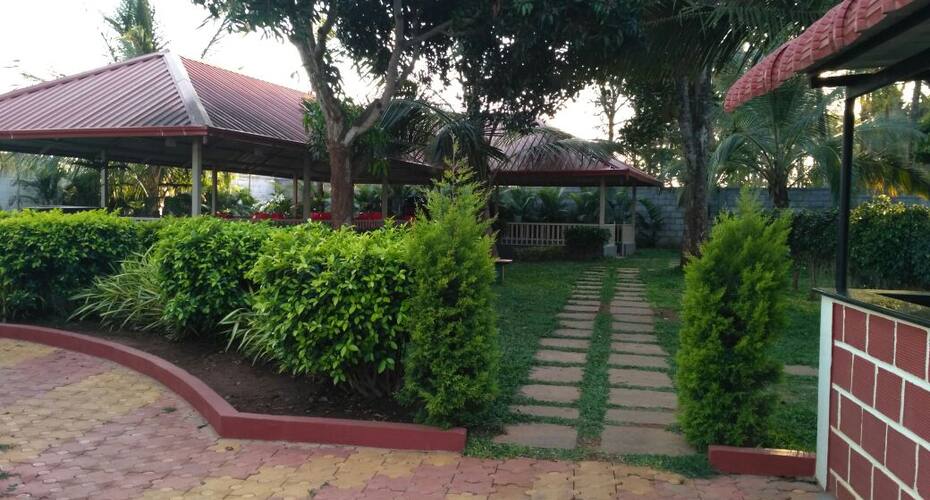 Coorg Misty Garden Homestay, Coorg 1