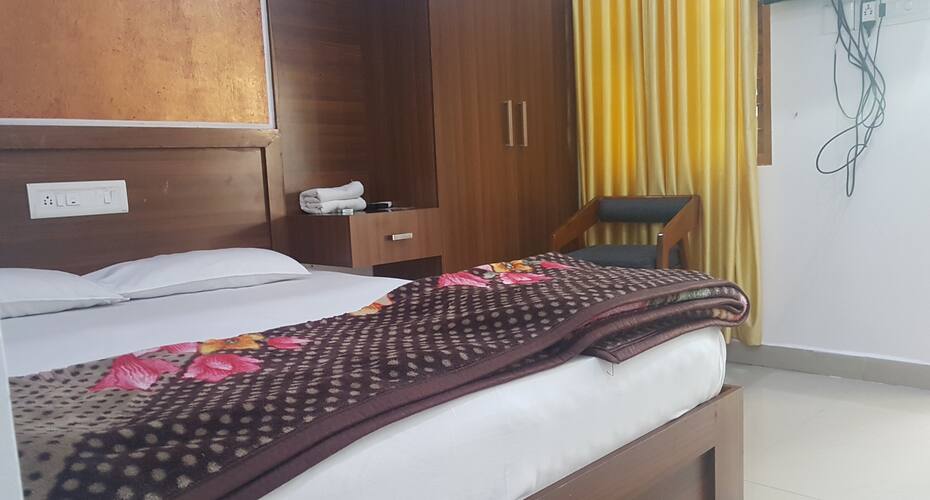 Hotel White House, Thrissur 2