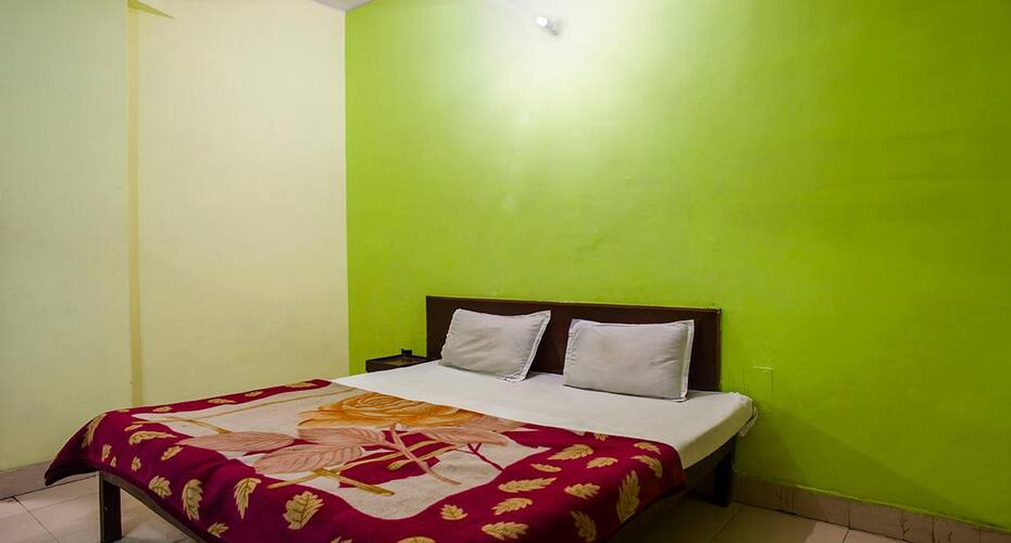 Hotel Royal Palace, Mathura 2
