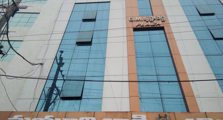 Mayuri Deluxe Lodge, Guntur 1