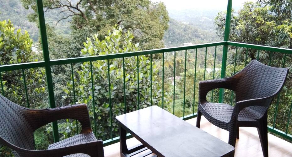Honey Holidays, Munnar 3