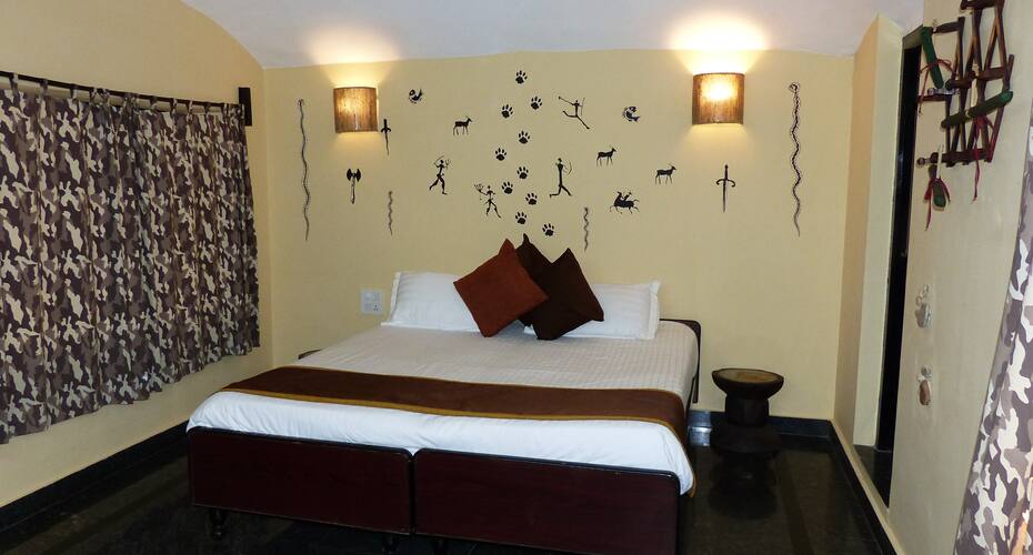 I Roomz Hampi's Builder Resort, Hampi 2