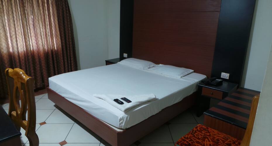 Hotel Emarald Residency, Palakkad 3