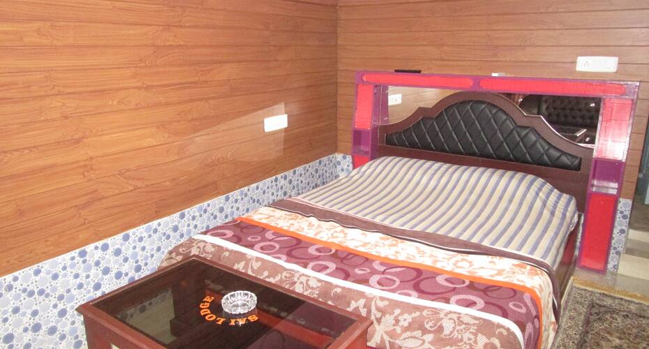 Sai Lodge, Perintalmanna 5