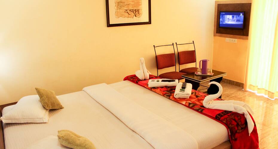 Hotel Galaxy Inn, Mahabaleshwar 3