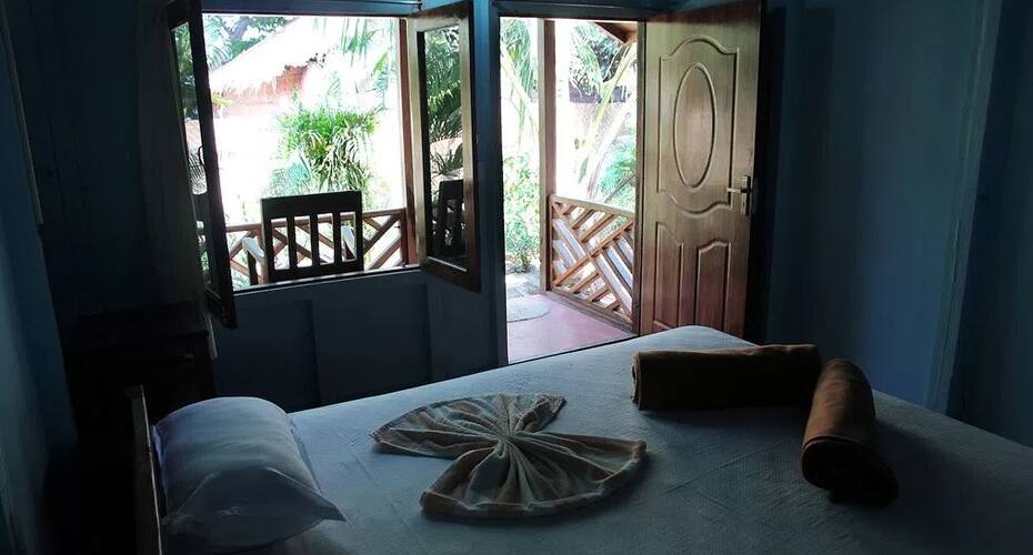 Sea Bird Beach Cafe & Cottages, Goa 4
