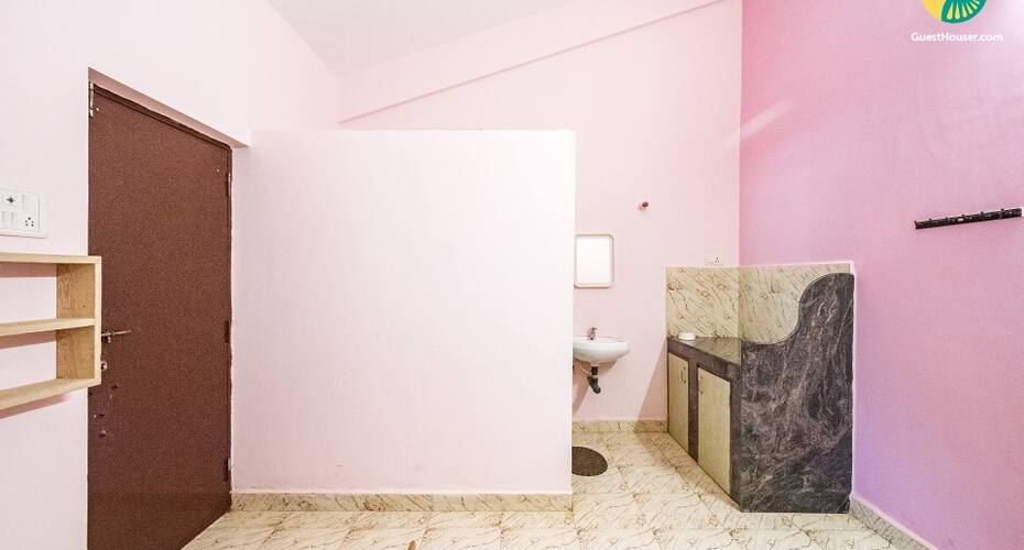 Charming stay for backpackers, 1 km from Anjuna Beach, Goa 5