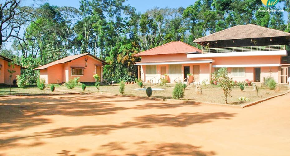 Pet-friendly Cottage With A Well-furnished Room, Coorg 4