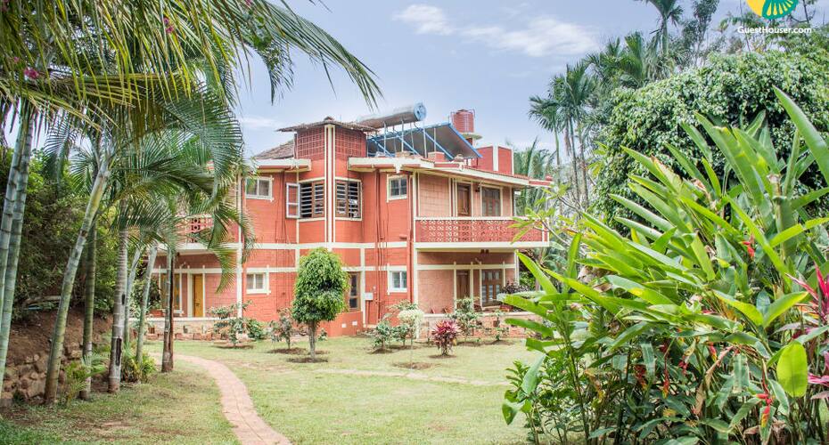 A Cosy Stay For 3, Coorg 5