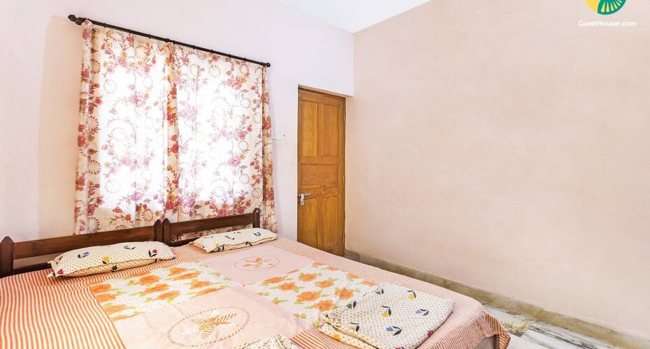 Well-appointed stay, 850 m from Vagator Beach, Goa 4