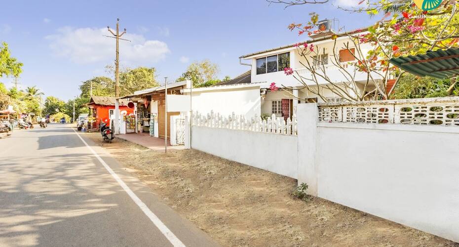 Well-appointed stay, 850 m from Vagator Beach, Goa 5