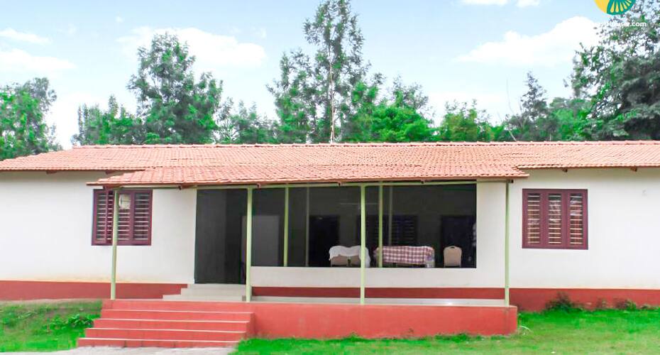 Log Cabin-style Dorm Accommodation, Close To Anjaneya Temple, Coorg 4