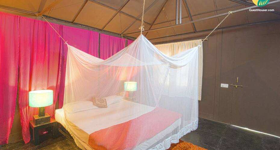 Mangalorean-roofed chic cottage overlooking the Agonda beach, Goa 5