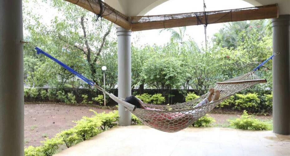 4bhk lavish bunglow with jacuzzi pool, Lonavala 5