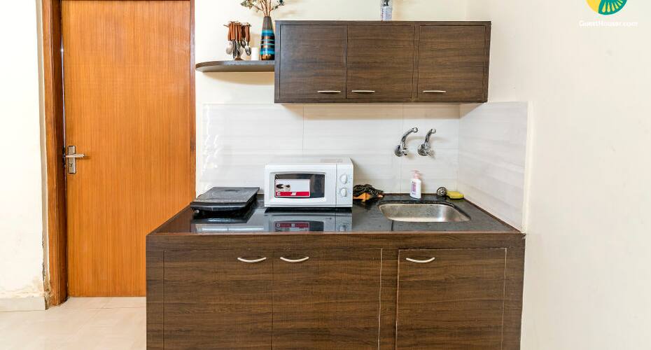 Blissful apartment with pool for 3, close to Vagator beach, Goa 5