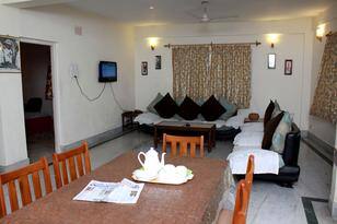 Little Green Service Apartment, Kolkata 5