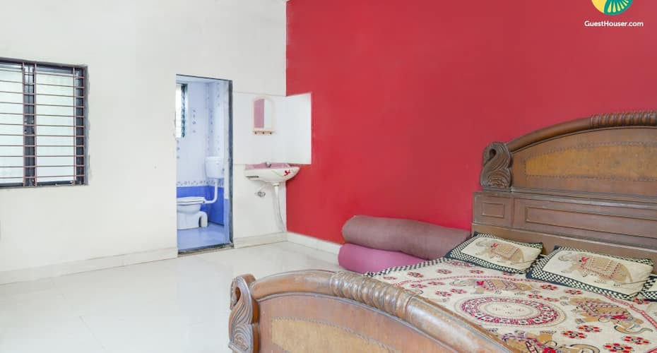 Vibrant stay for a solo traveller, 450 m from Nagaon Beach, Alibaug 5