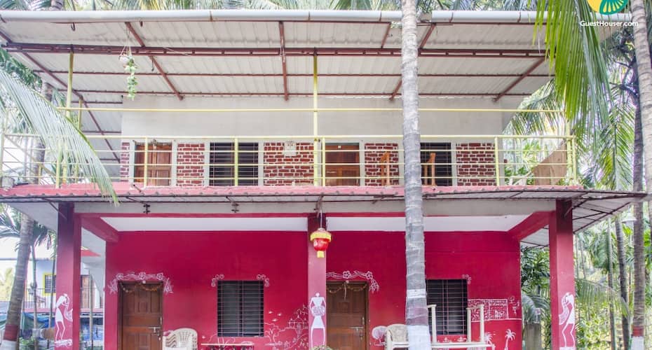 Vibrant stay for a solo traveller, 450 m from Nagaon Beach, Alibaug 2