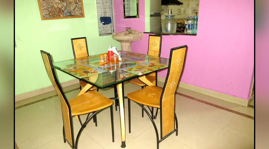Vinayak Service Appartment, Bangalore 4
