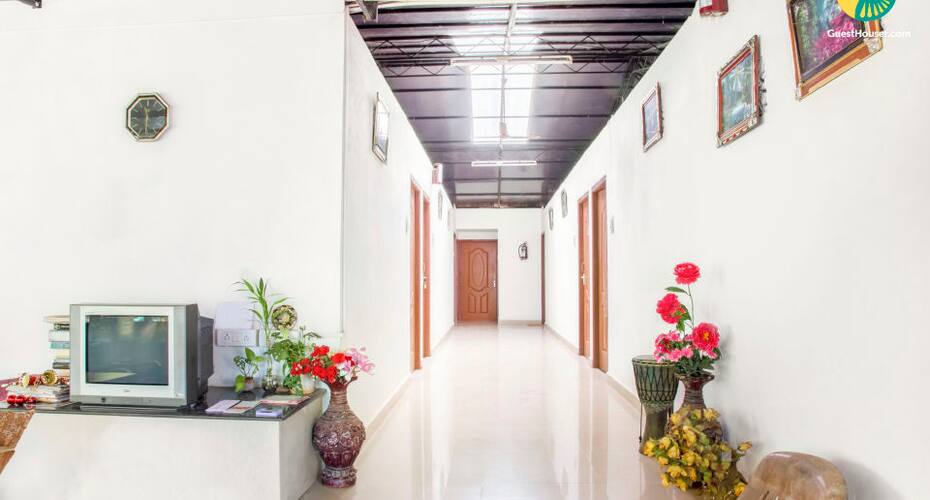 Room near Anjuna beach, Goa 1