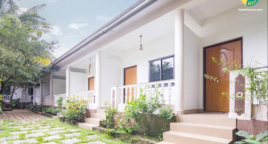 Traditional stay ideal for backpackers, 1.4 km from Anjuna Beach, Goa 1
