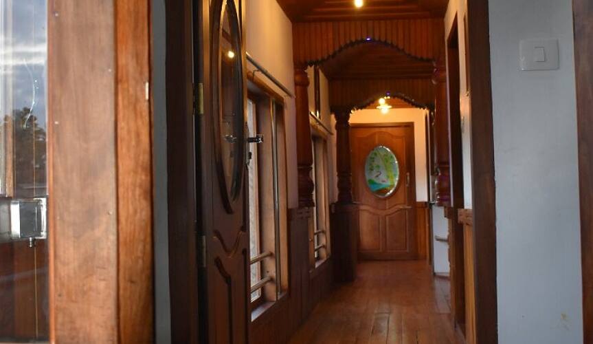 Meenakshi Houseboat, Kumarakom 5
