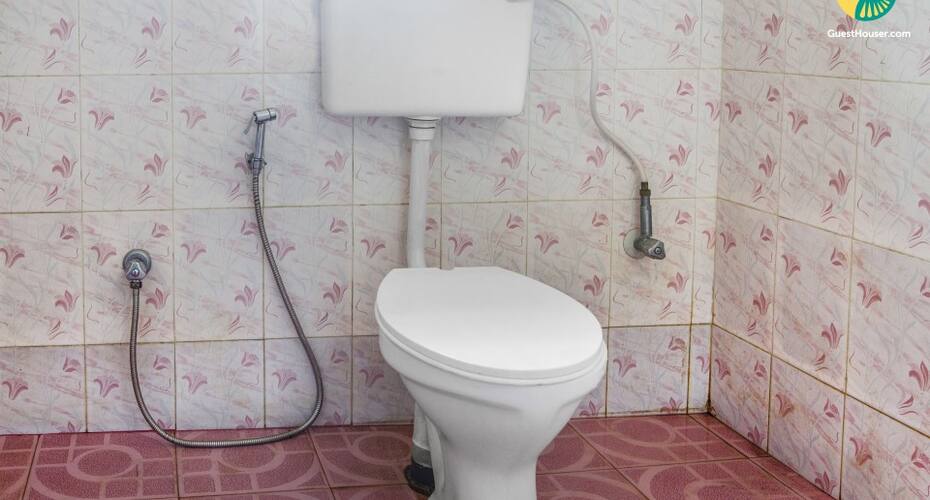Homely & capacious accommodation, 800 m from Baga beach, Goa 4