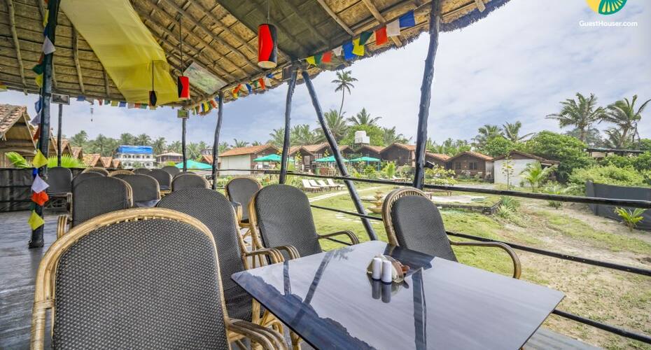 A romantic wooden cottage, 2.1 km from Arambol Beach, Goa 4