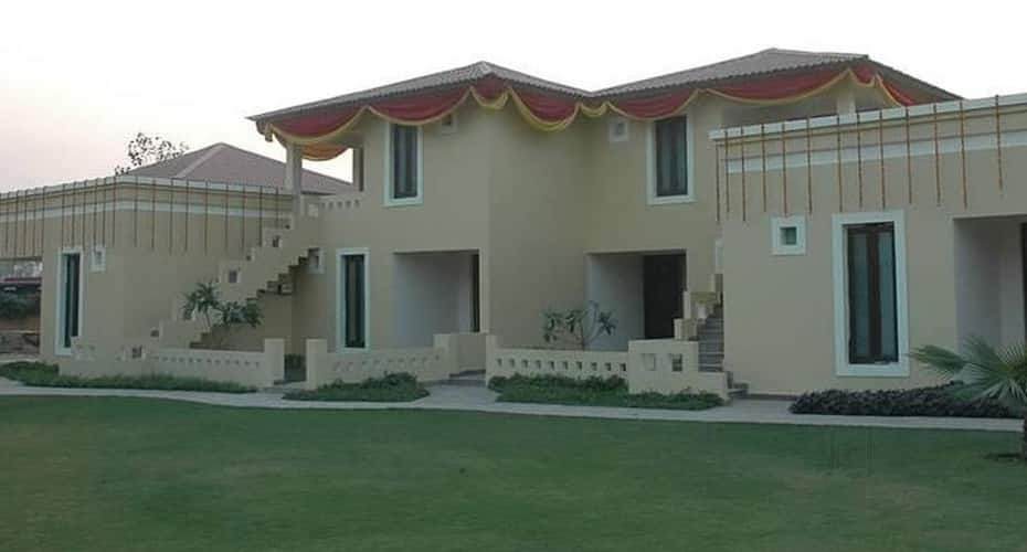 Red Hut Resort, Ambala 4