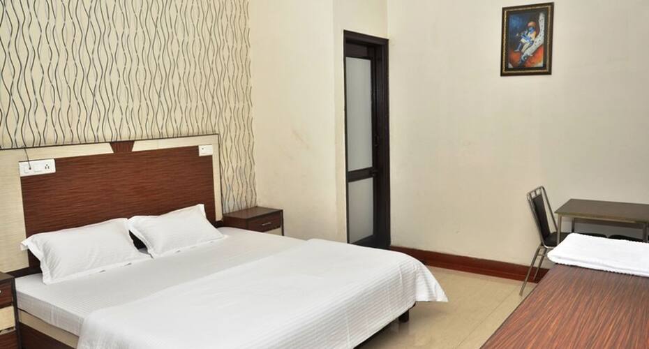 Hotel Vivek Plaza, Ambala 4