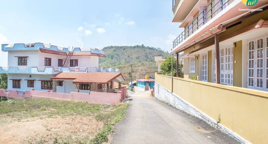 3-br Homely Accommodation Ideal For A Large Group, Madikeri 4