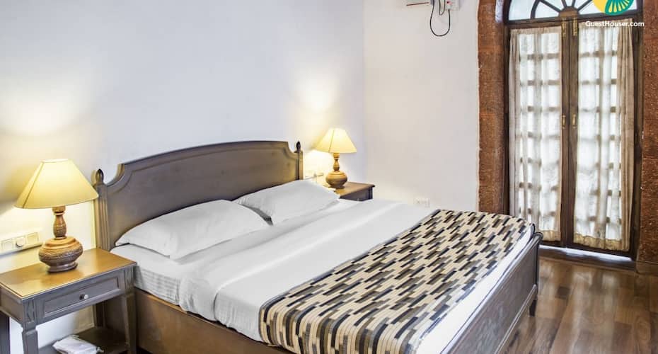 Lavish 1-bedroom villa with shared swimming pool, 270 m from Calangute Beach, Goa 4