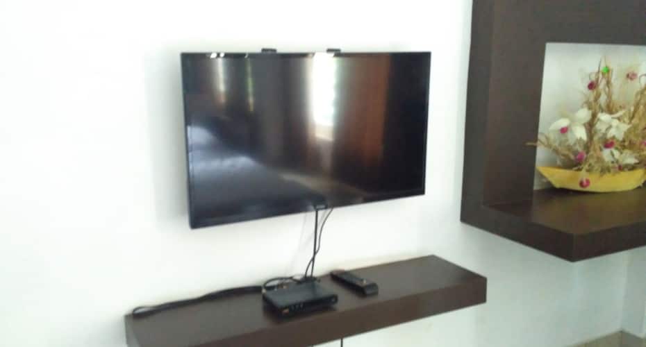 Motel 7 Days - Airport Hotel, Kochi 4