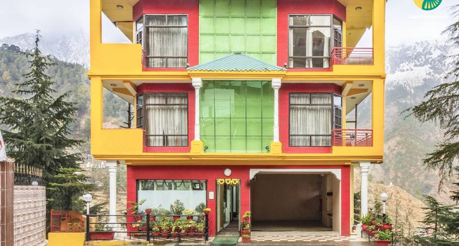 Vibrant stay for three, near Dalai Lama Temple, Dharamshala 1