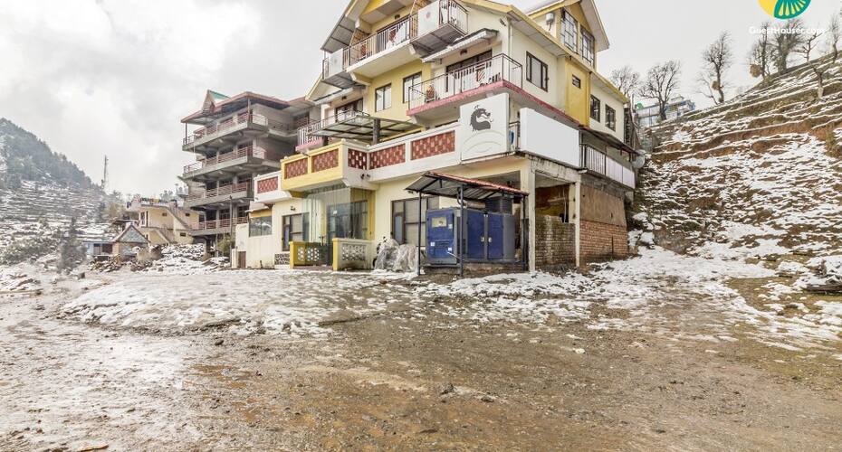 Rejuvenating stay for three, 1.1 km from Bhagsu Waterfall, Dharamshala 1
