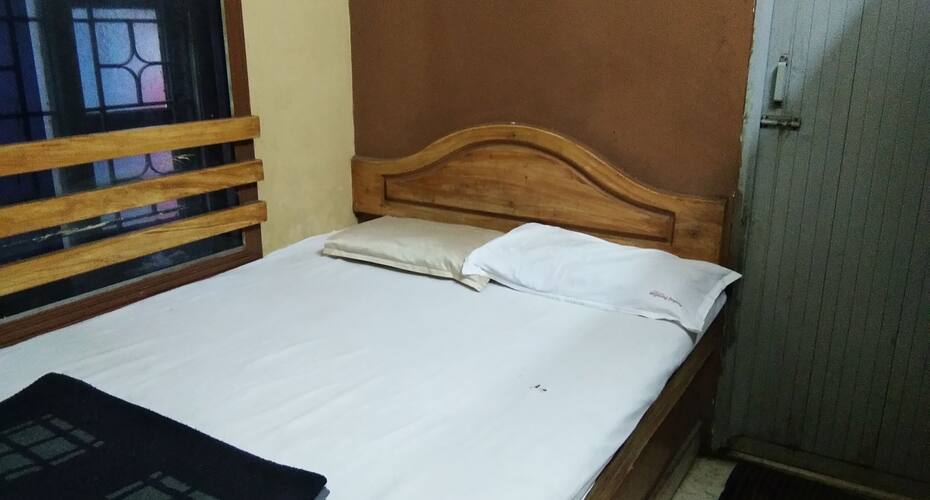 C.B Deluxe Lodge, Bangalore 5