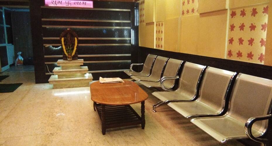 Hotel Omshakti Paradise, Bangalore 3