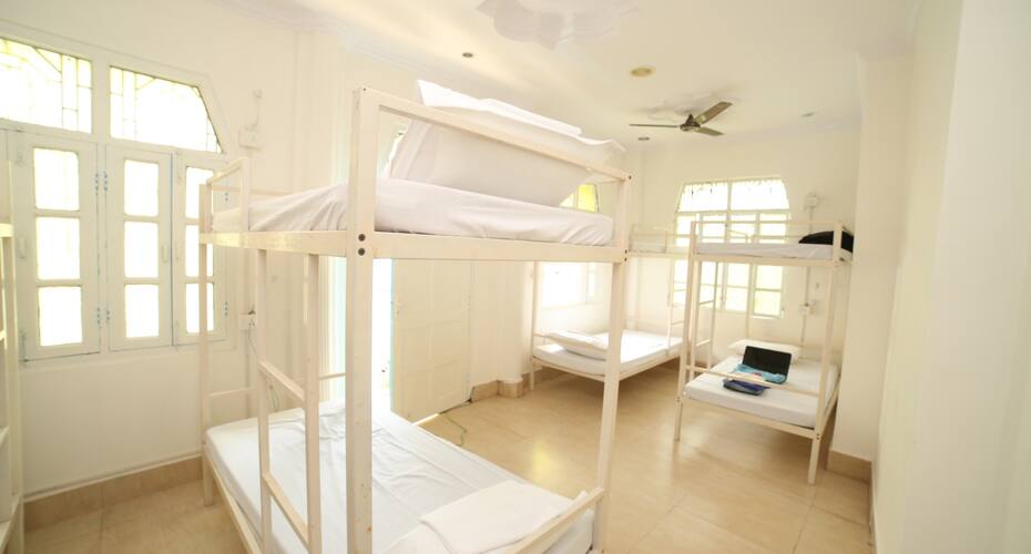 Roadhouse Hostels Varanasi, Varanasi 5
