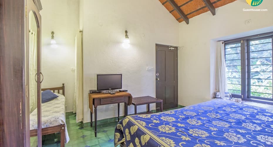 Charming 2-br Stay, 1 Km From Madikeri Fort, Madikeri 5
