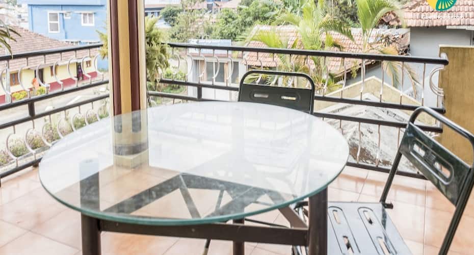 Restful retreat for a couple, 1 km from Madikeri Fort, Madikeri 4