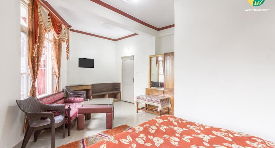 Cosy stay for backpackers, 750 m from Tsug La Khang, Dharamshala 5
