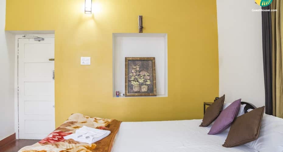 Stucco-roofed Homestay Ideal For Those On A Relaxing Weekend, Coorg 5