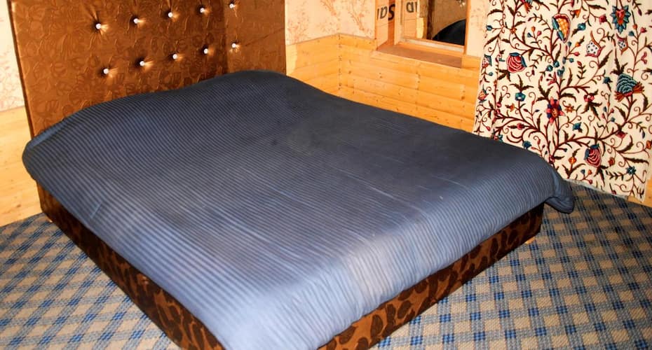 Golden Ship Resort, Srinagar 2