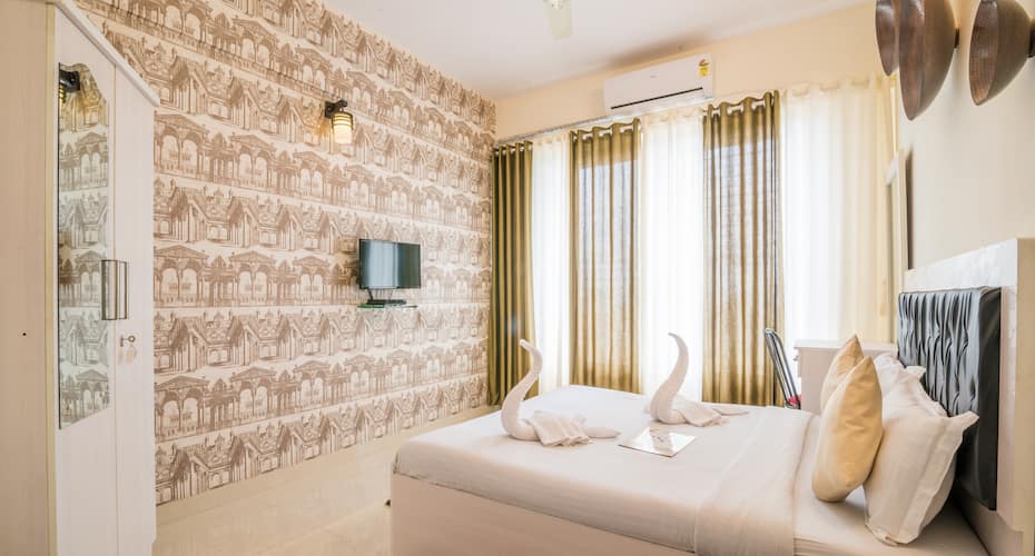 Arabic Suite ( 3 BHK ) in Borivali east, Mumbai 5