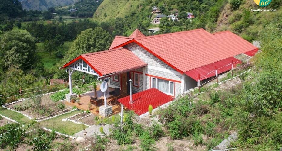 Hillside Room ideal for Couples, Shimla 1
